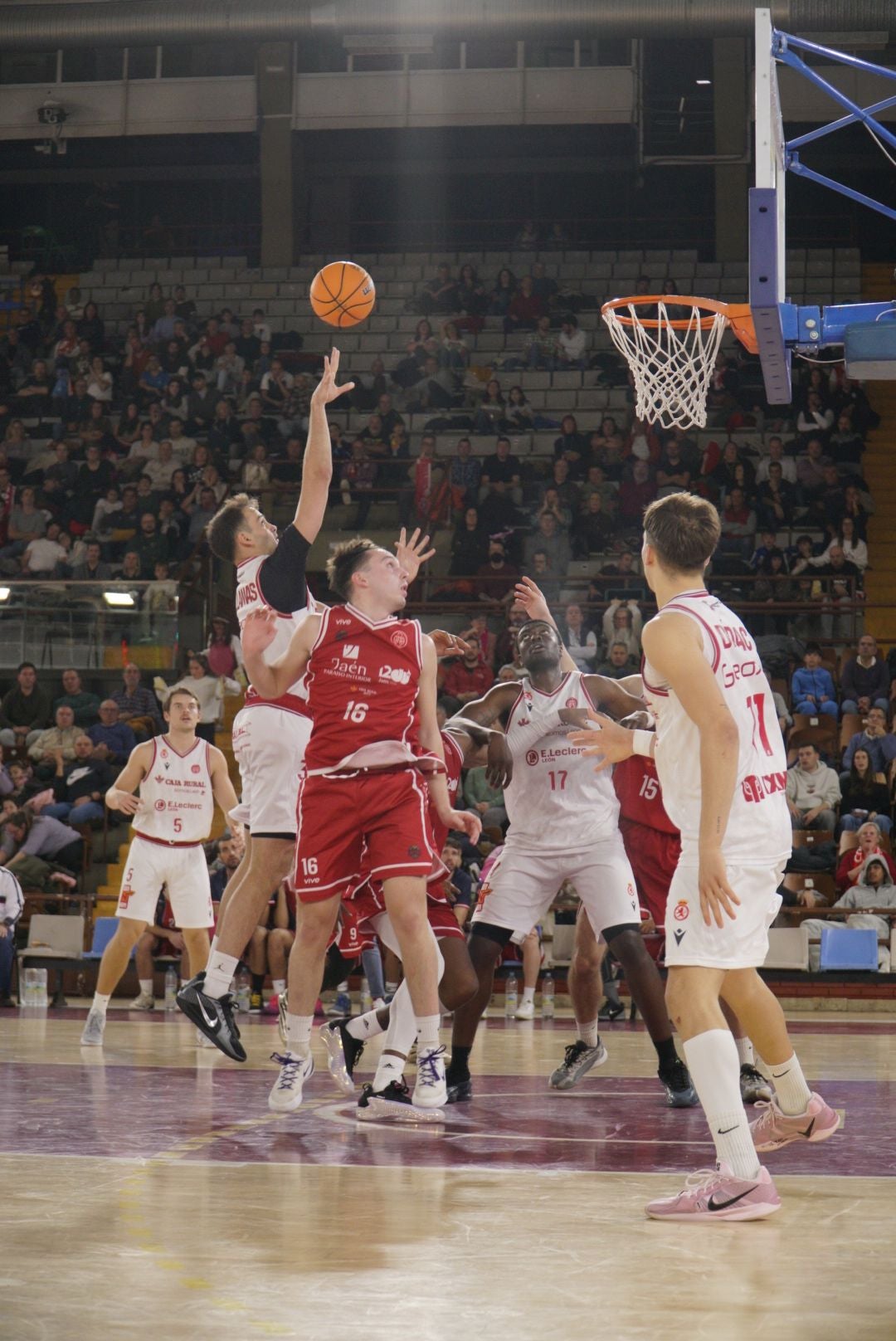 Las imágenes del Cultural-Jaén de baloncesto