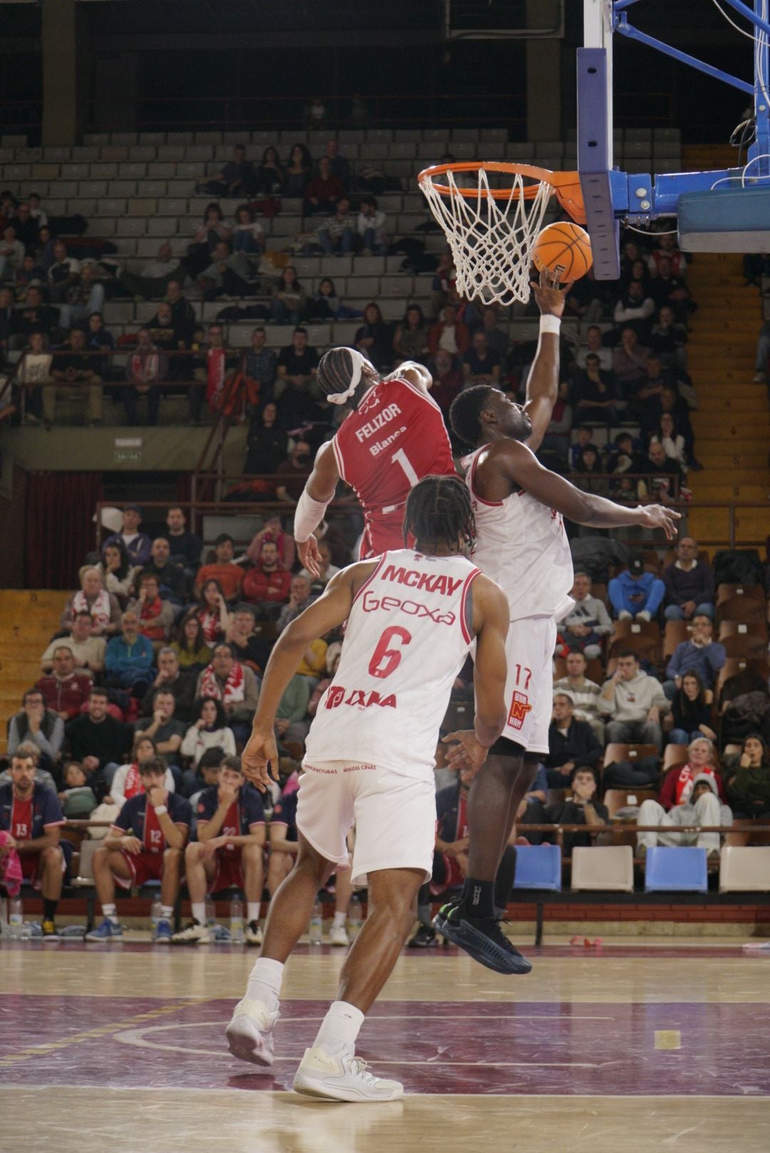 Las imágenes del Cultural-Jaén de baloncesto