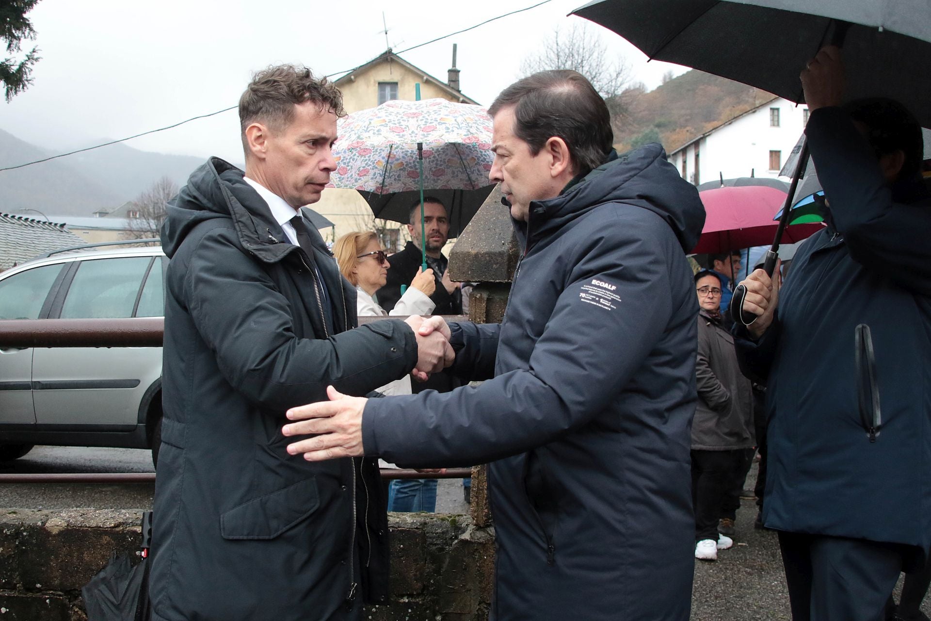 Imágenes del funeral por el minero fallecido en Caboalles