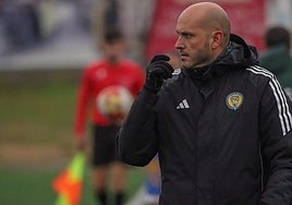 Richi en un choque con el Olímpico.