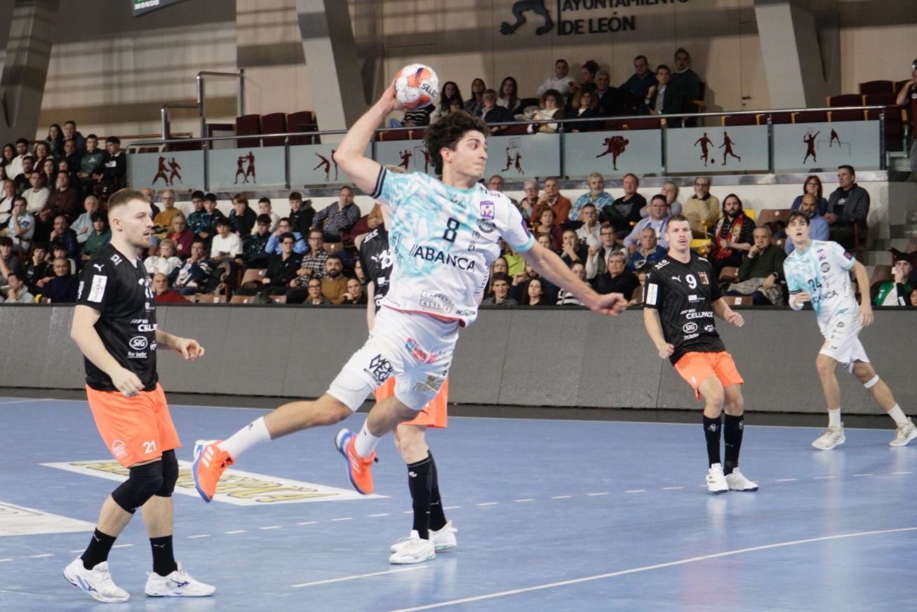 Las mejores imágenes del épico triunfo del Ademar ante el Kadetten