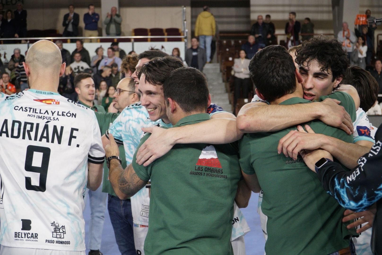 Las mejores imágenes del épico triunfo del Ademar ante el Kadetten