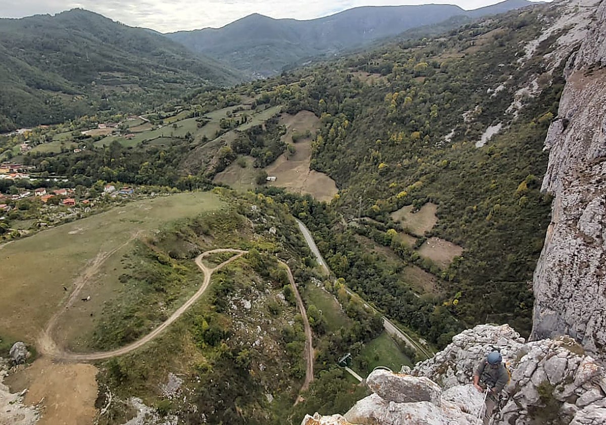 Imagen principal - Vía Ferrata Teverga