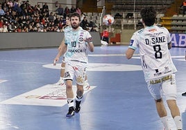 Imagen del partido entre Ademar y Kadetten.