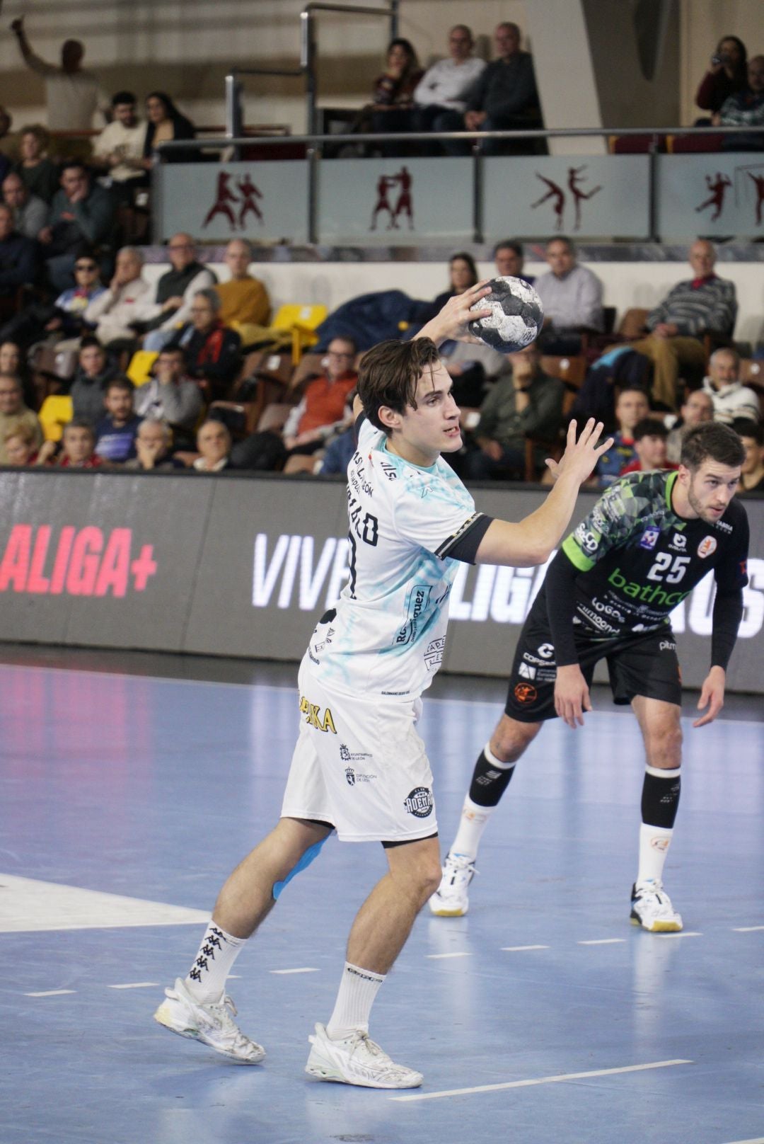 Las mejores imágenes del Abanca Ademar - Torrelavega