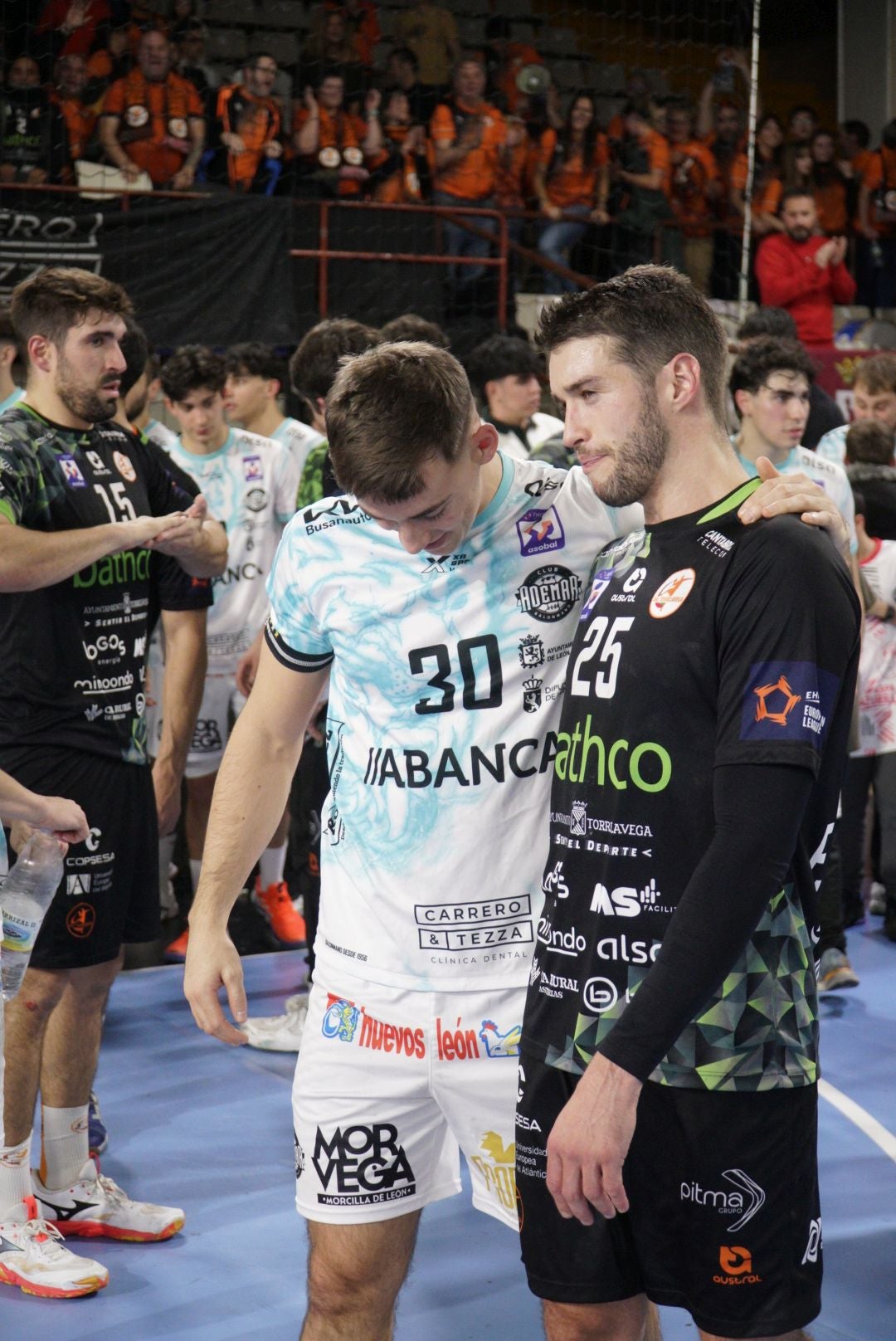 Las mejores imágenes del Abanca Ademar - Torrelavega