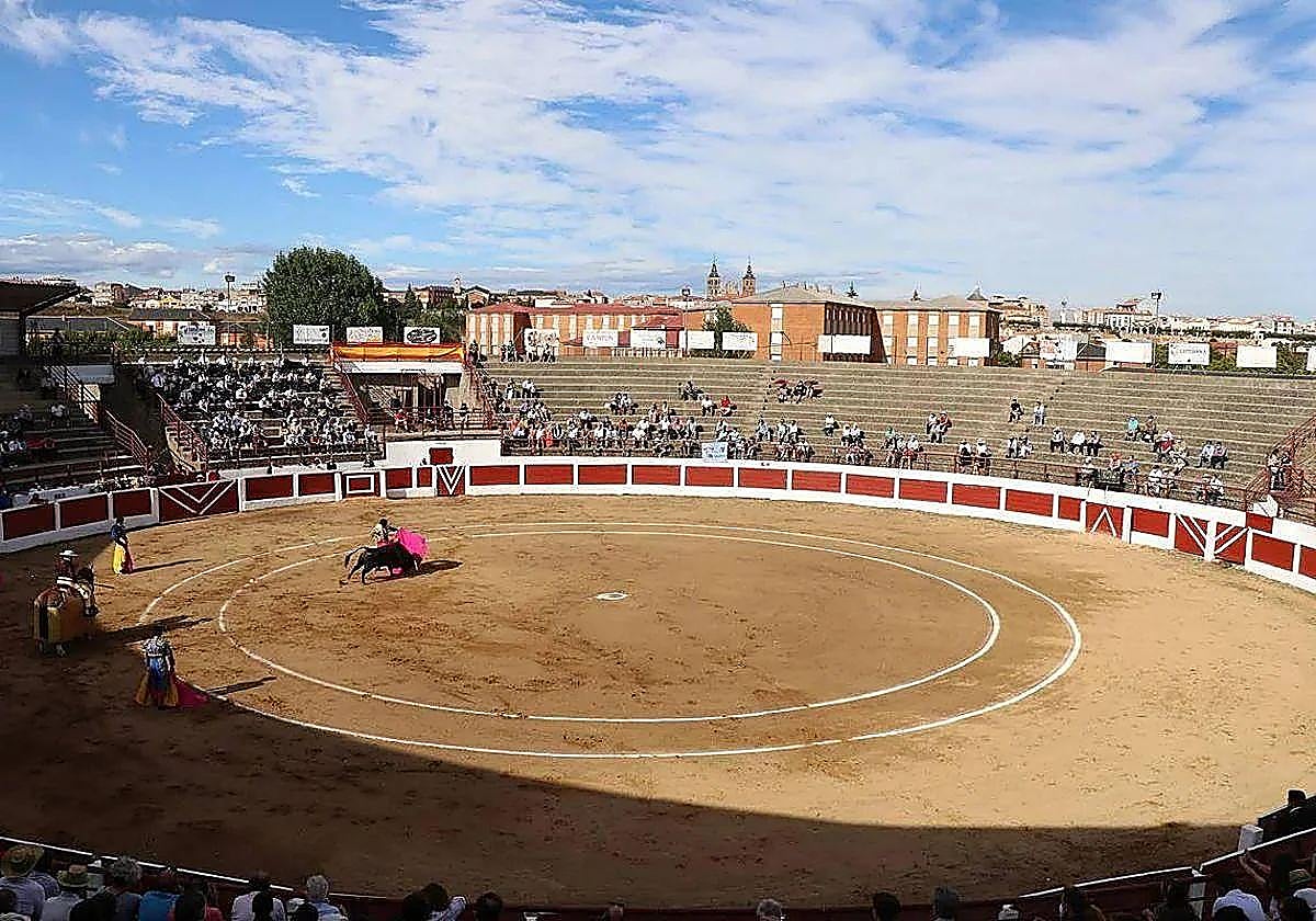 Plaza de toros de Astorga.