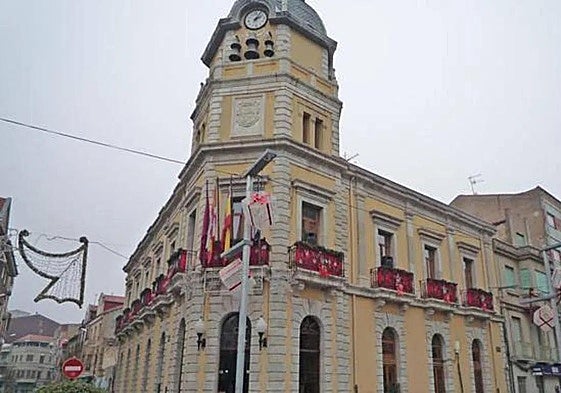 El TSJ ratifica la anulación de las «subidas de sueldo» en el Ayuntamiento de La Bañeza