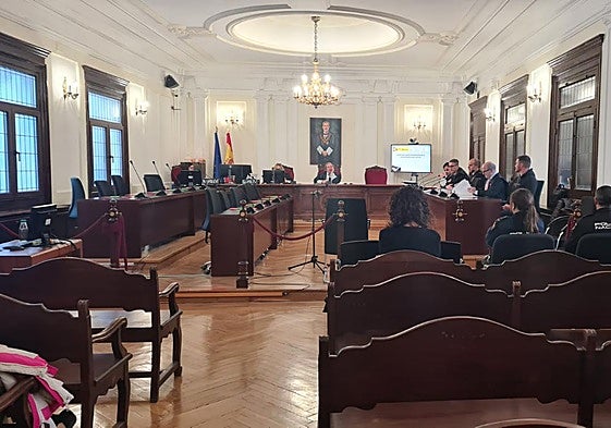La Audiencia Provincial de León durante el juicio.