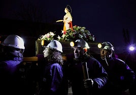 Procesión de Santa Bárbara en La Robla.