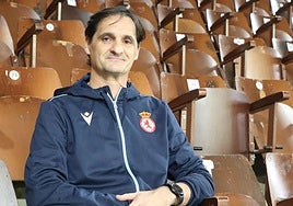 Luis Castillo, entrenador de la Cultural Baloncesto.