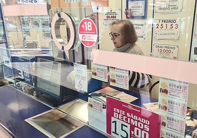 Lola Abad, Administración 6.