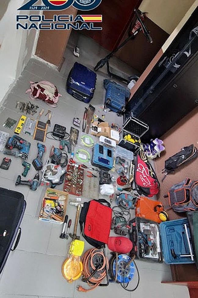 Parte del material intervenido en la operación 'Tools' en León.