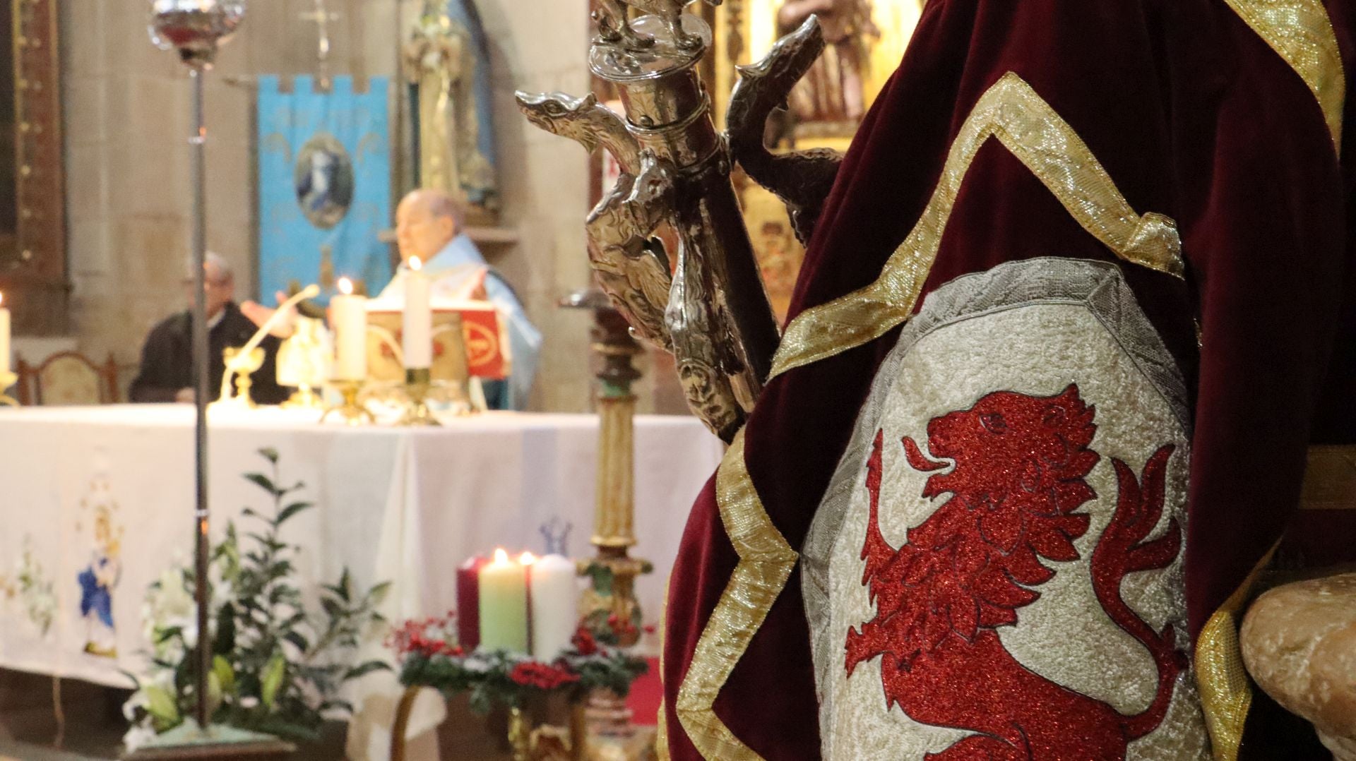 Tradicional aguinaldo a la Concepcionistas de León