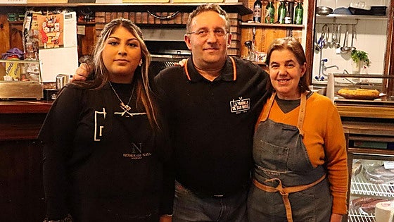 La parrilla de un pueblo de León que triunfa con su carne de vacuno y verduras a la brasa