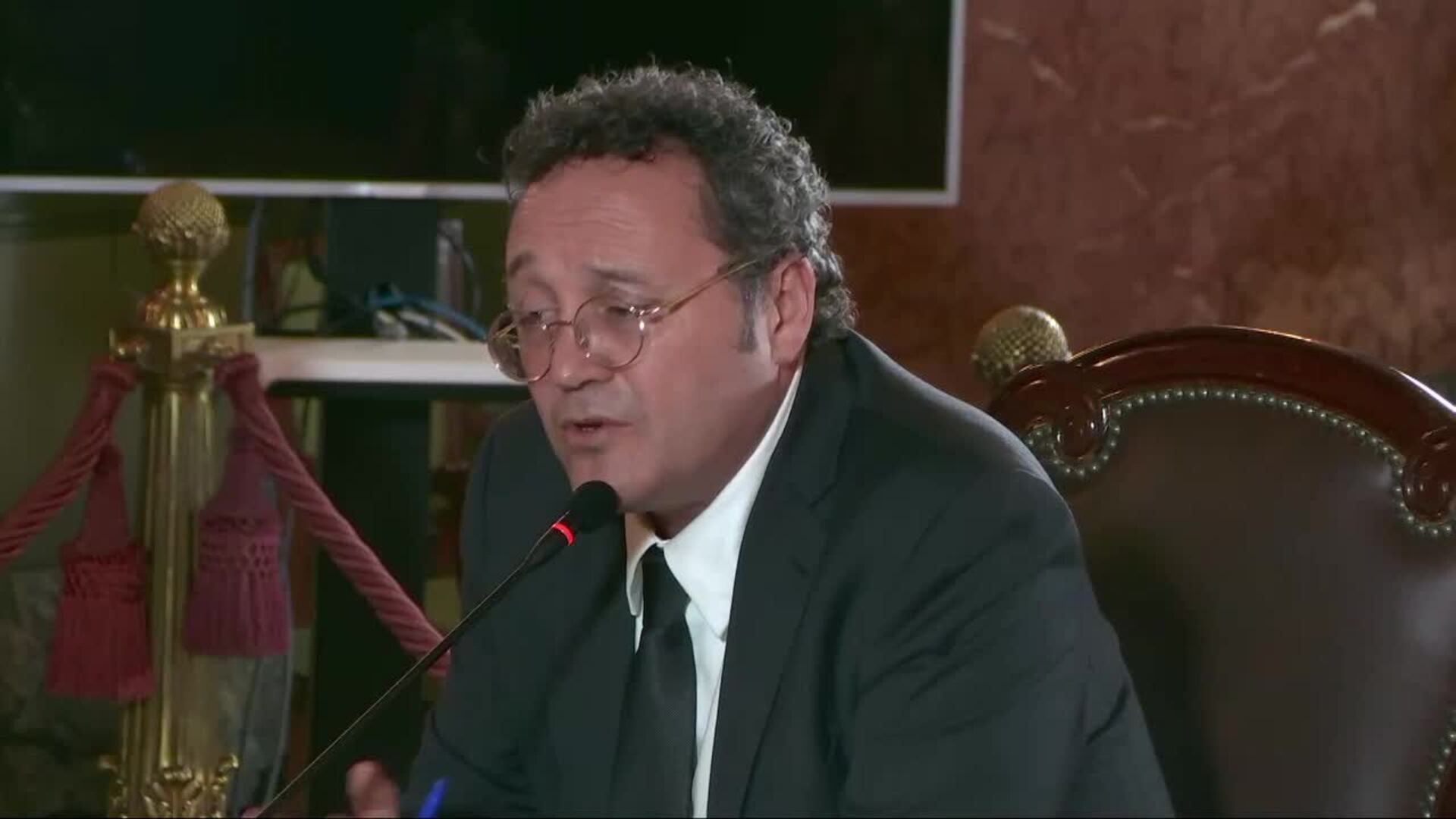 El fiscal general defiende que nunca ha querido 
