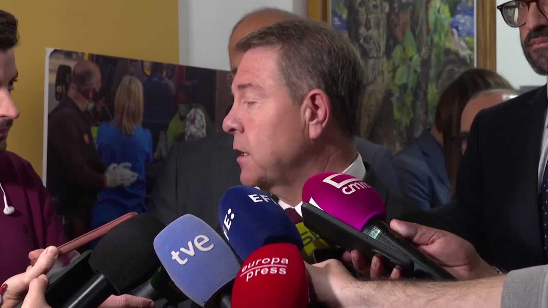 Page: "No se merece la gente de Puigdemont que el Gobierno se ponga de rodillas"