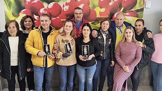 Sariegos entrega sus premios a mejor tapa y casa navideña