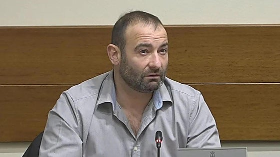 Cristian Menéndez Cienfuegos: «Había maquinaria de extracción y mucha chatarra en el piso sexto»