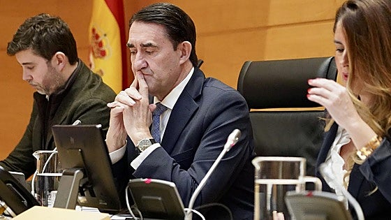 Suárez-Quiñones asume «errores» en los incendios y la oposición le exige «autocrítica», que pida «perdón» y dimita