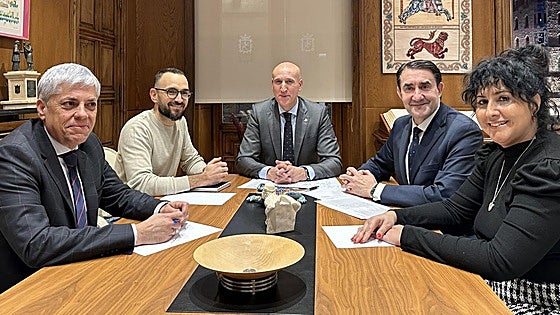 La Junta apoyará la mejora de las infraestructuras del Polígono Industrial de León