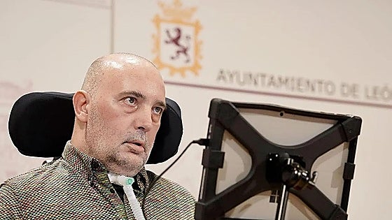 Muere Urbano González, el valiente base que luchó hasta el final contra la ELA