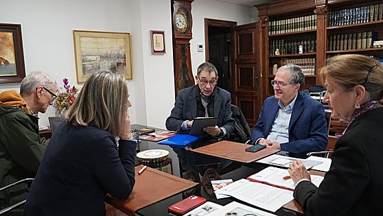 El «Acompañamiento a la Soledad no Deseada», objetivo del nuevo convenio del Colegio Oficial de Farmacéuticos de León