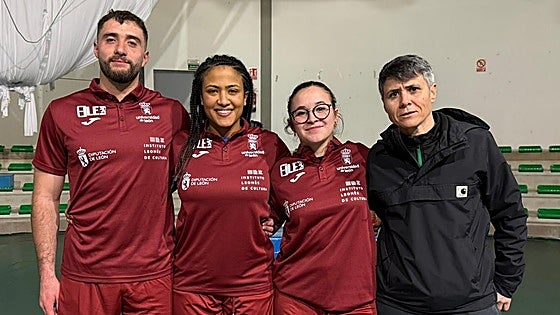 Cuatro deportistas representarán la lucha leonesa en Francia