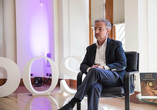 César García Álvarez.