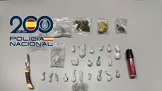 Una redada en locales de ocio nocturno de León incauta cocaína, hachís y armas