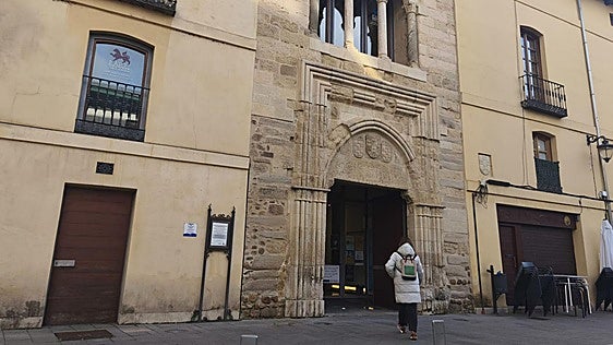 El fantasma que aún habita en el Palacio Conde Luna de León