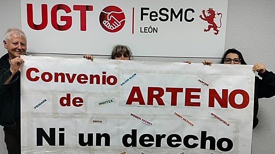 Llaman a la huelga a trabajadores de 21 tiendas de moda en León por el nuevo convenio del comercio textil