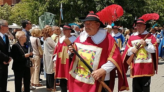 Astorga celebra 'la zuiza' en una jornada marcada por la tradición y el hermanamiento