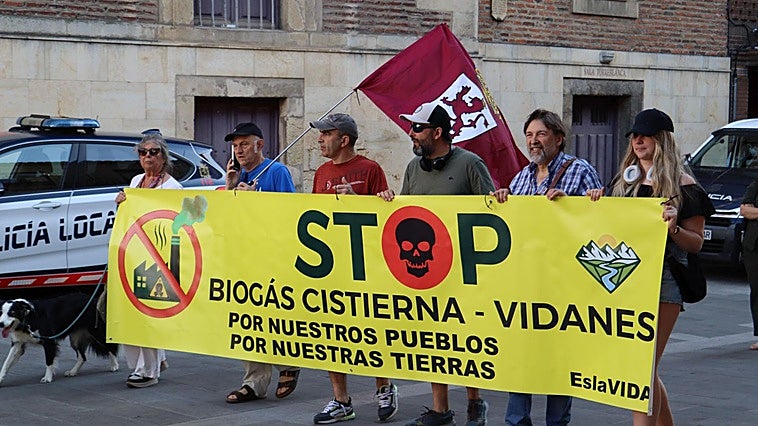 Los socios de EslaVida aportarán 150 euros para contratar un bufete de abogados