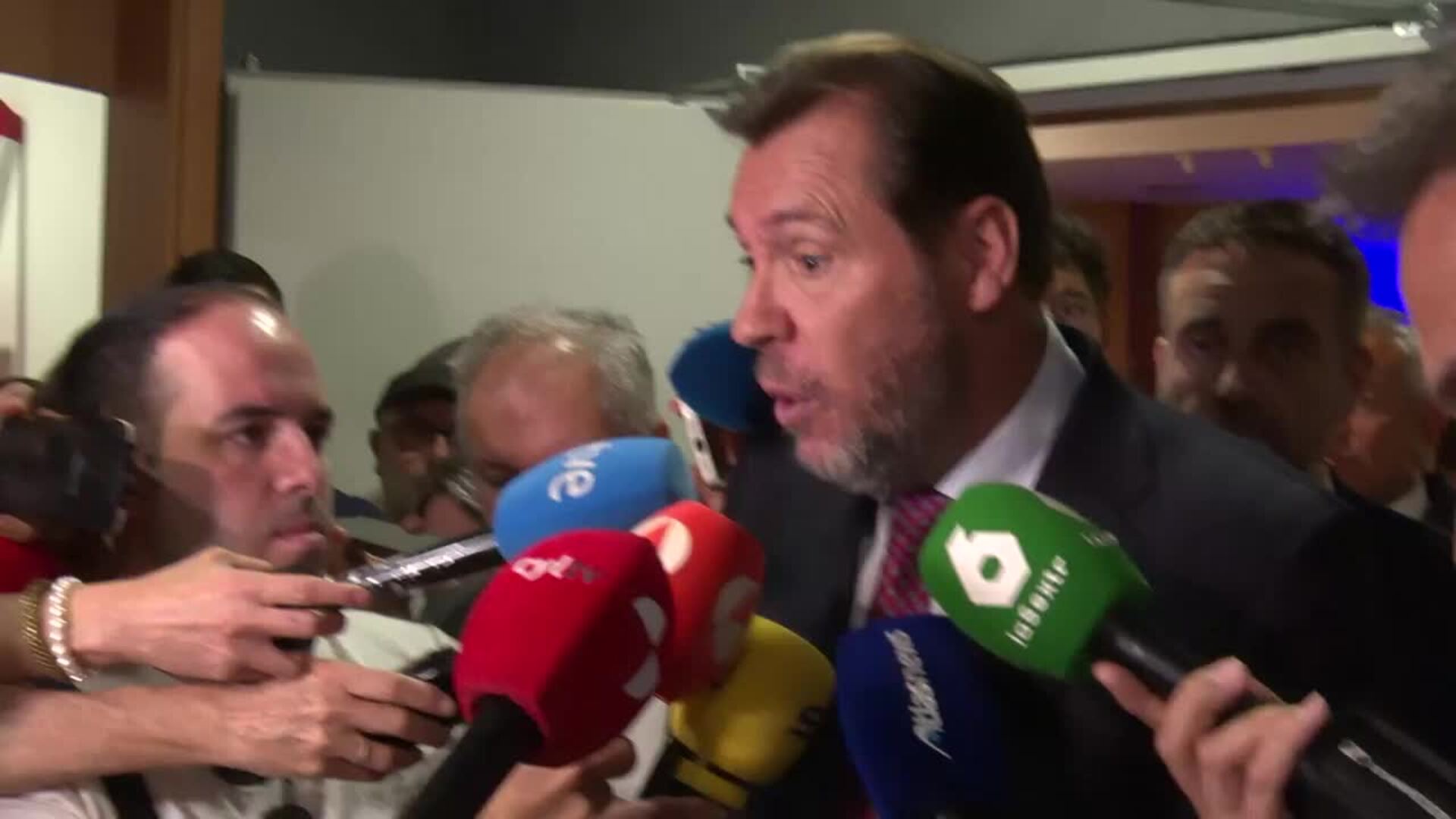 Puente ve "sorprendente" que el Supremo cuestione la regularización
