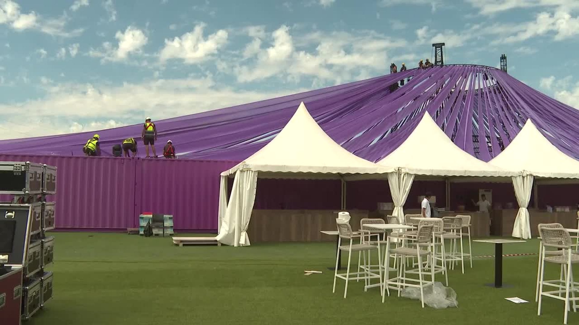 Todo preparado en el 'Macondo Park' para la histórica 'Residencia' de Shakira