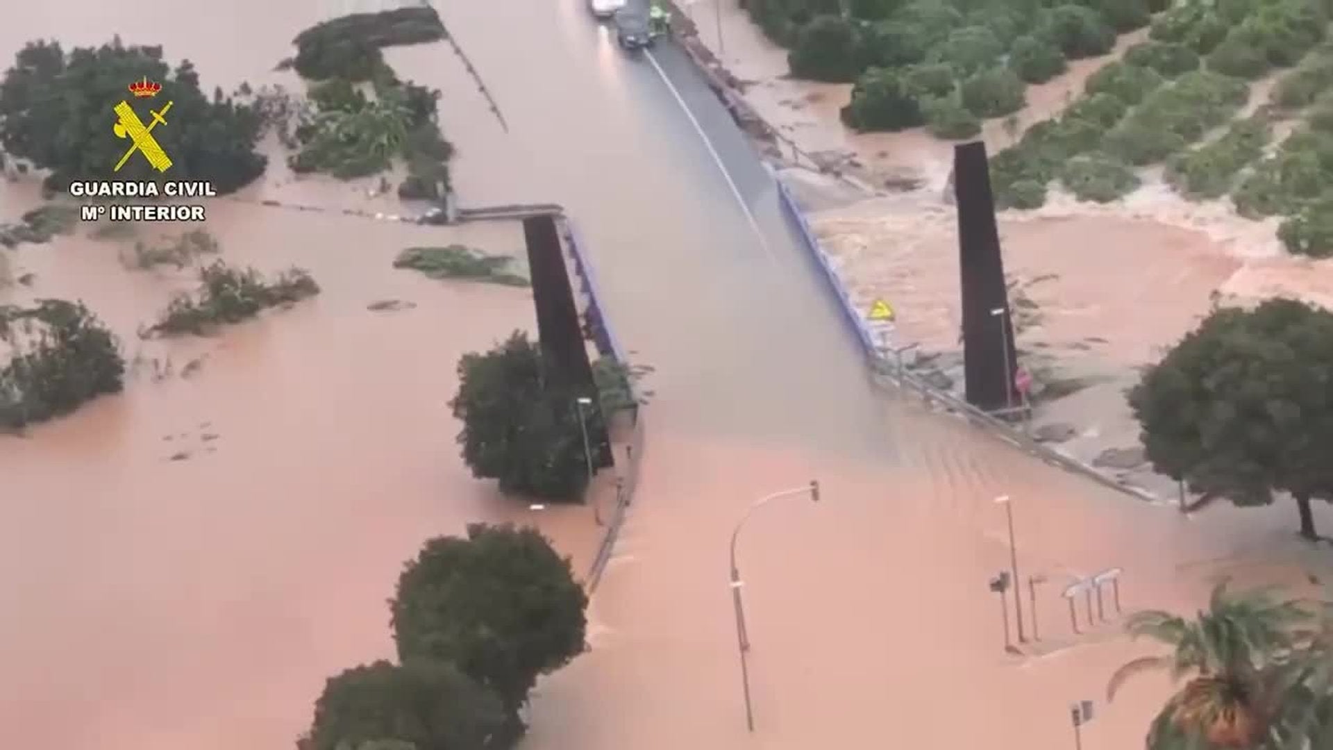 La DANA provoca un temporal histórico que deja una fallecida en Oliva (Valencia)