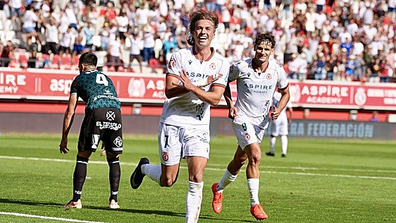 Una Cultural dominante logra su primera victoria gracias a un gol de Pedro Benito