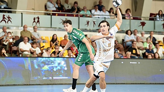 Las imágenes del partido Ademar-Cuenca disputado en el Palacio de los Deportes