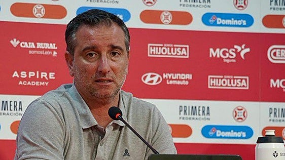 Jandro Castro: «El que piensa que por haber bajado vamos a ganar fácil, está equivocado»