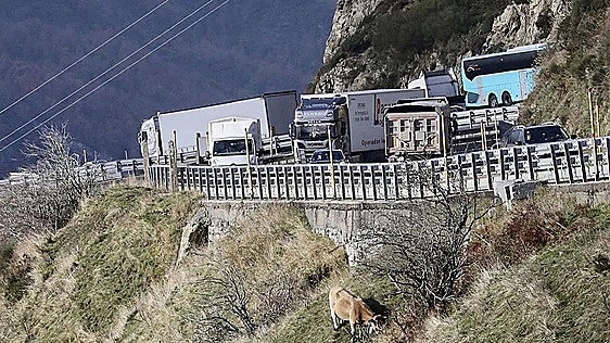 Ir a la playa se complica para los leoneses con nuevas obras entre León y Asturias