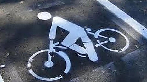 Seis ciclistas heridos en una jornada con cinco accidentes, uno de ellos en La Bañeza