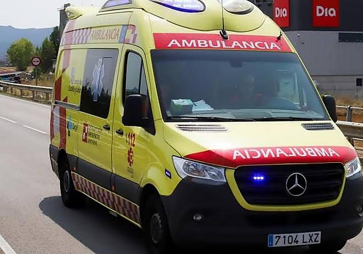 Imagen de archivo de una ambulancia.