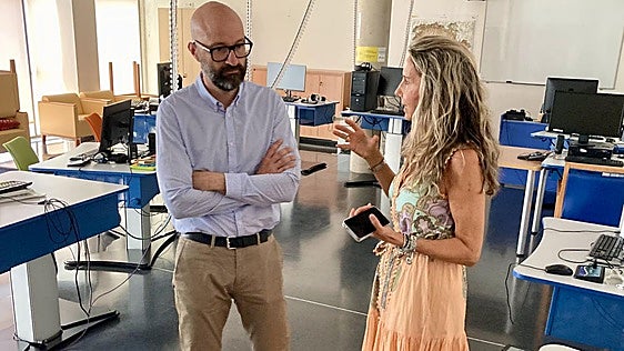 El CRE de San Andrés ofrece asesoramiento en domicilios para la «autonomía personal» de las personas con discapacidad