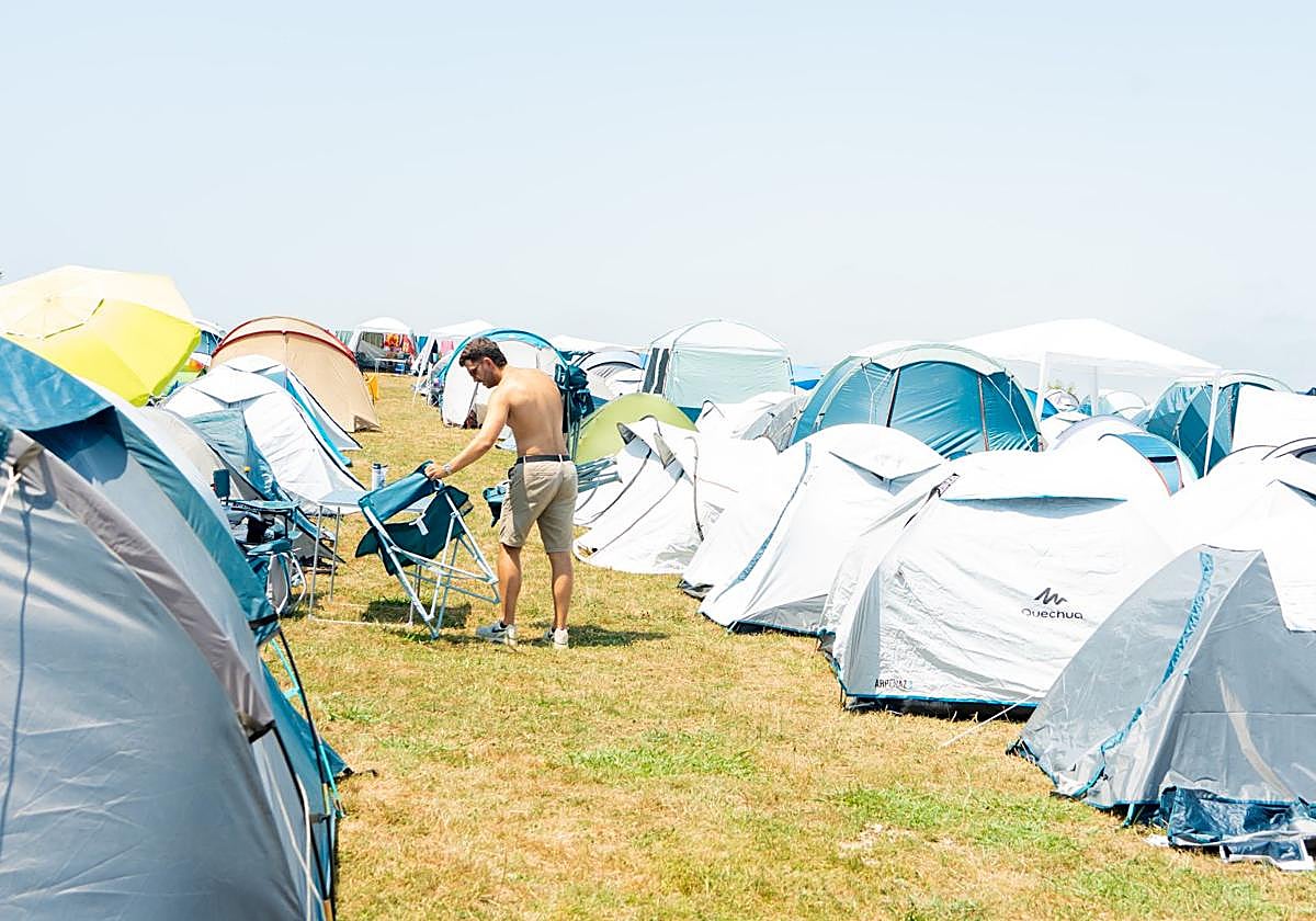 El Camping Municipal Órbigo busca nuevo gestor para sus parcelas, bar, restaurante y tienda
