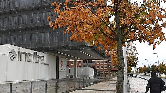 Incibe ayuda a la madre de una menor que se registró en una plataforma para adultos y compartió imágenes íntimas