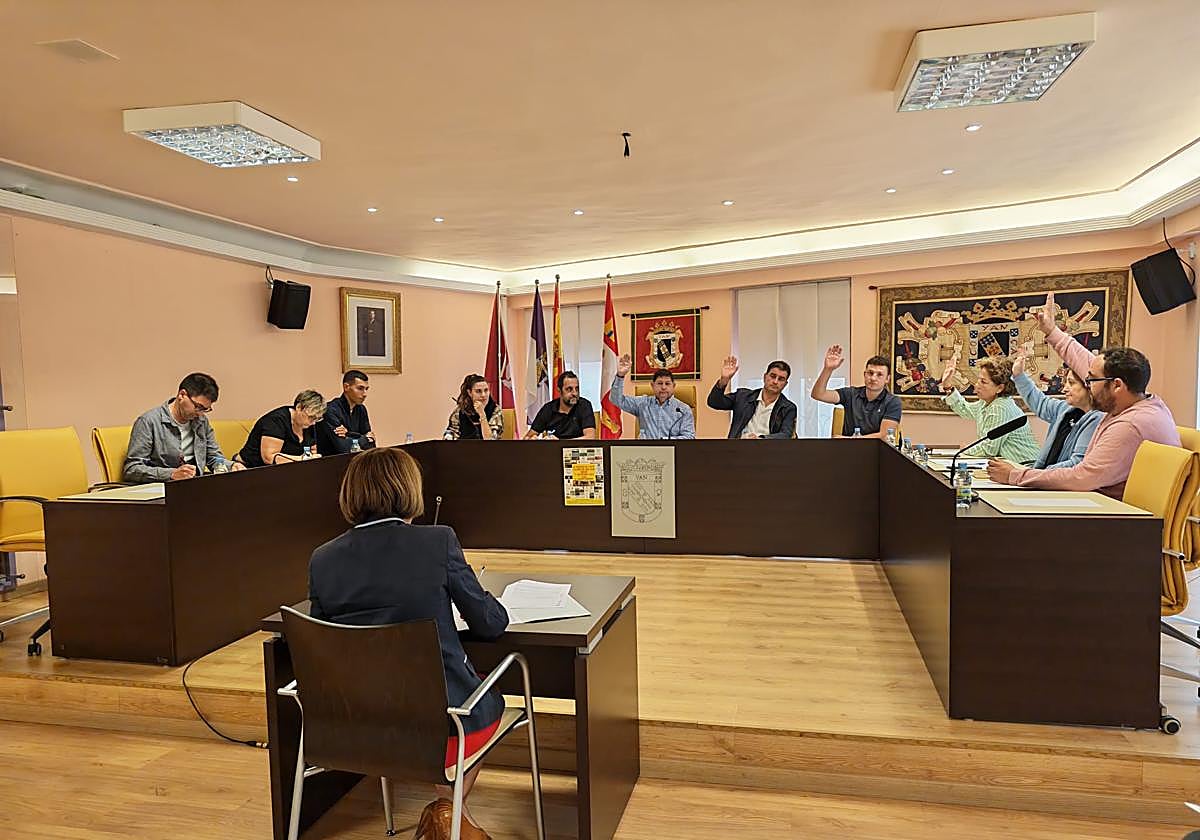Pleno de Valencia de Don Juan.