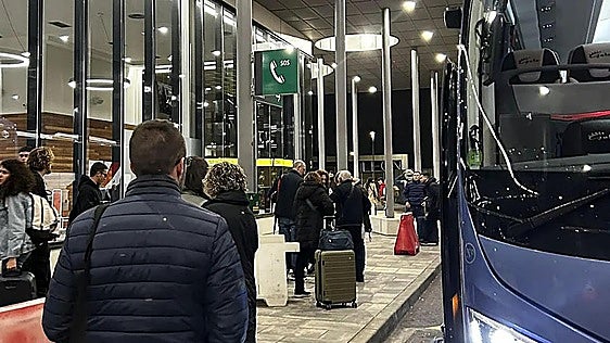 Denuncian problemas como falta de autobuses o retrasos en las alternativas por carretera por las obras ferroviarias