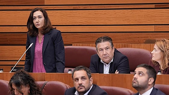 UPL tilda de «desatroso» el inicio de curso en León mientras la Junta destaca la «perfecta organización»