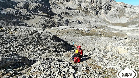 Picos de Europa se cobra una nueva víctima: un montañero se precipita desde 60 metros en Torrecerredo
